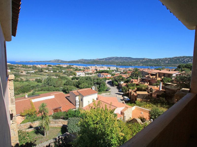 アルツァケーナ La Costa Viewアパートホテル エクステリア 写真